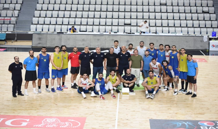 İran Milli Basketbol Takımına antrenman ziyareti