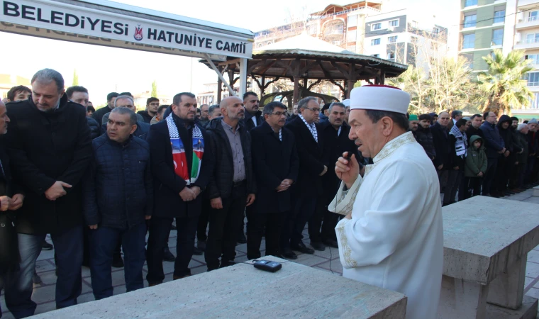 Manisa'da şehitler için gıyabi cenaze namazı kılındı