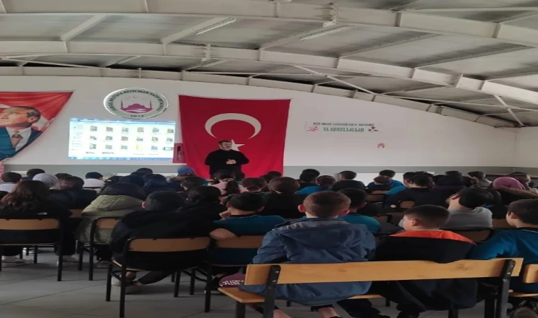 Semih İğdigül sokak hayvanlarına dikkat çekmek için seminer düzenledi