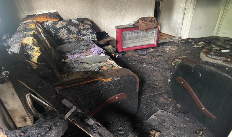 Alaşehir’de ev yangını: 1 yaralı