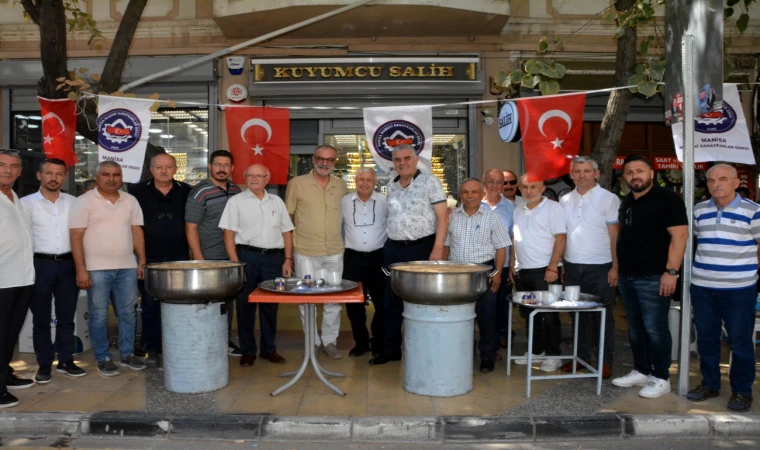 Madeni Sanatkarlar Odası’ndan geleneksel aşure hayrı 