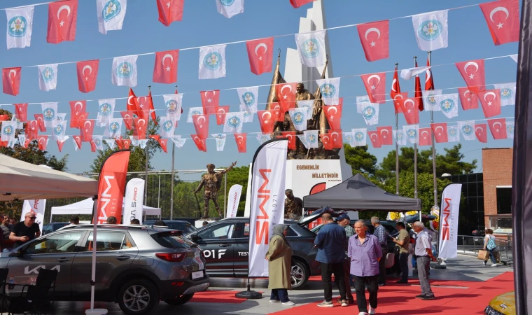 Manisa’da ilk kez oto Show düzenlendi: Otomotiv dünyasının devleri Manisa’da 