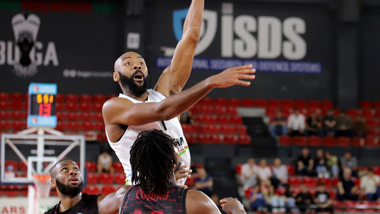 Basketbol Süper Ligi: Aliağa Petkimspor: 80 - Gaziantep Basketbol: 79