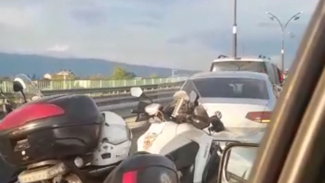 Bayram arefesinde Manisa'da zincirleme trafik kazası