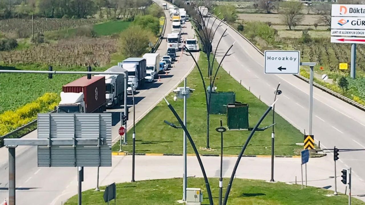 Büyükşehir, çevre yolunda aydınlatma çalışmaları gerçekleştiriyor