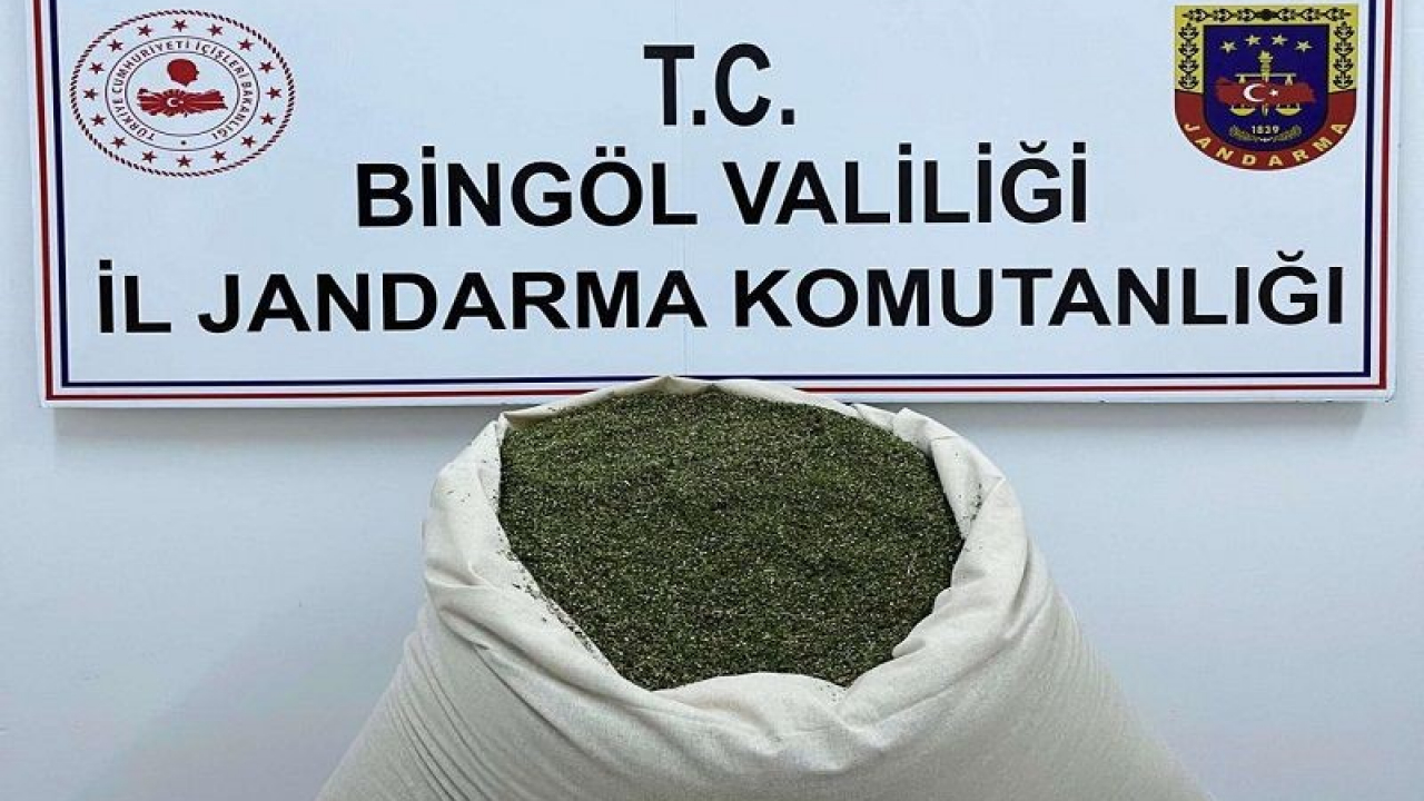 Çuval içerisinde 16 kilo esrar ele geçirildi