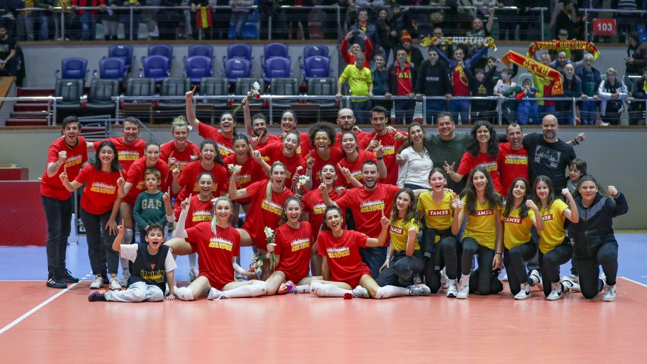 Göztepe Voleybol, play-off’ta