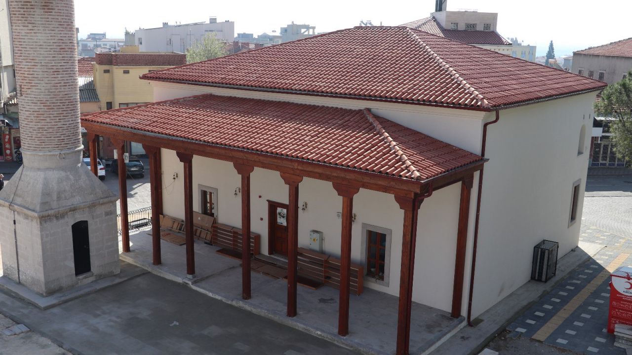 Karaosmanzade Camii yeniden ibadete açılıyor