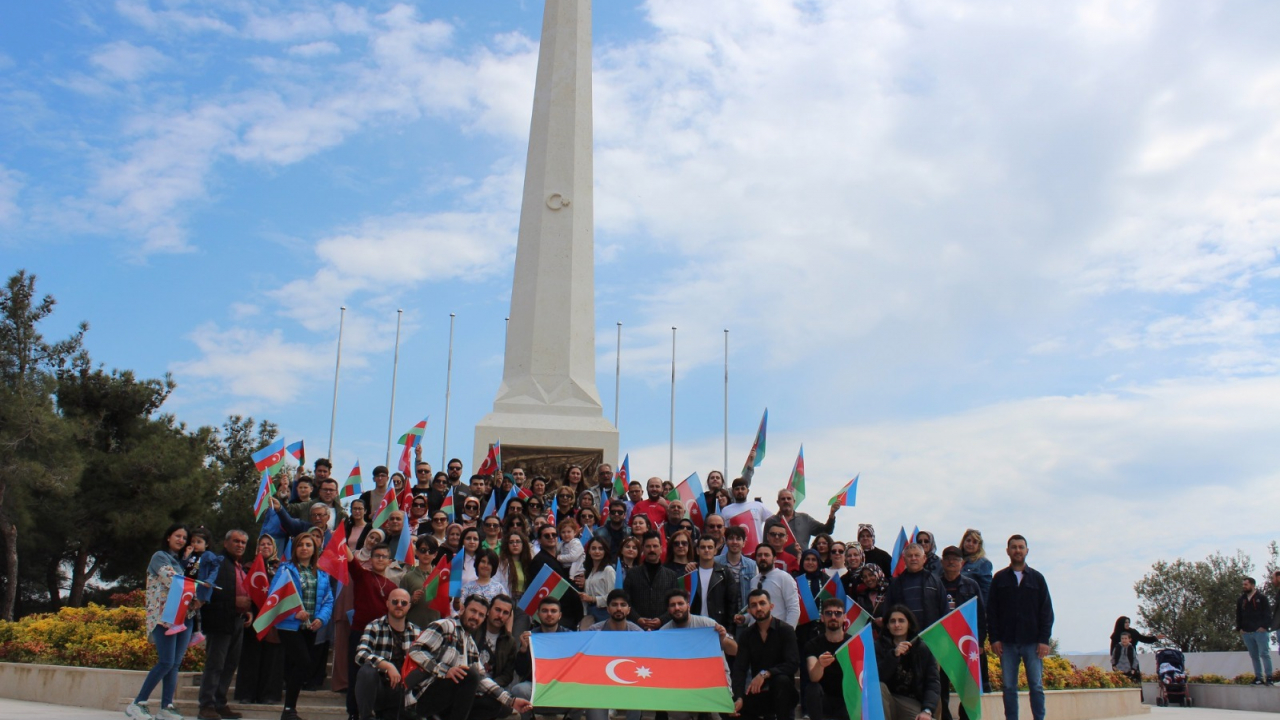 MANİSA AZERBAYCAN KÜLTÜR VE DAYANIŞMA DERNEĞİNDEN ÇANAKKALE GEZİSİ