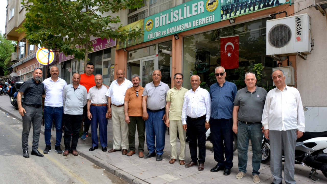 MANİSA BİTLİSLİLER DERNEĞİ BAYRAMLAŞTI