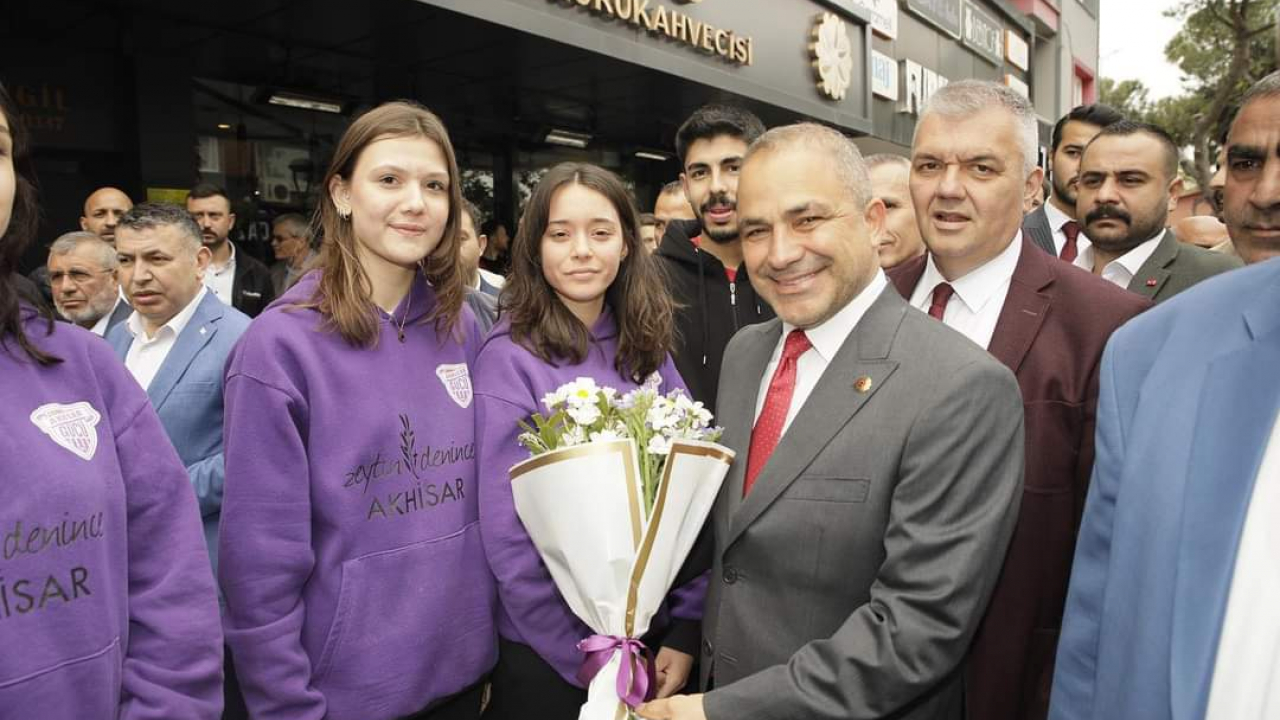 MHP Manisa 2. sıra Milletvekili Adayı Ali Uçak KADIN VARSA BEREKET VARDIR