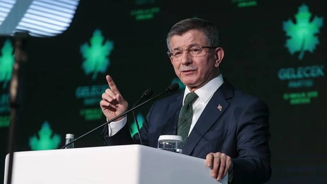 ÖZDAĞ'IN BAKANLIK ÇIKIŞINA DAVUTOĞLU CEPHESİNDEN SERT TEPKİ