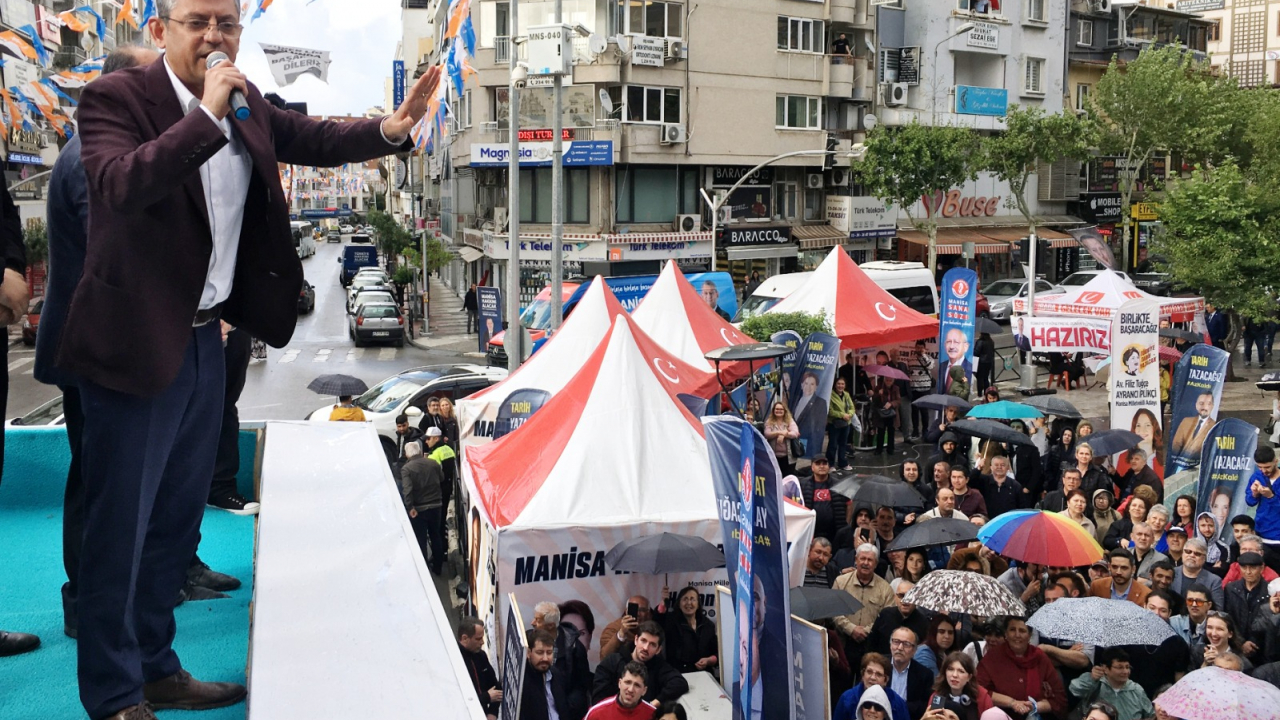 Özgür Özel, Manisa esnafının yüzde 85'i Kemal Kılıçdaroğlu diyor