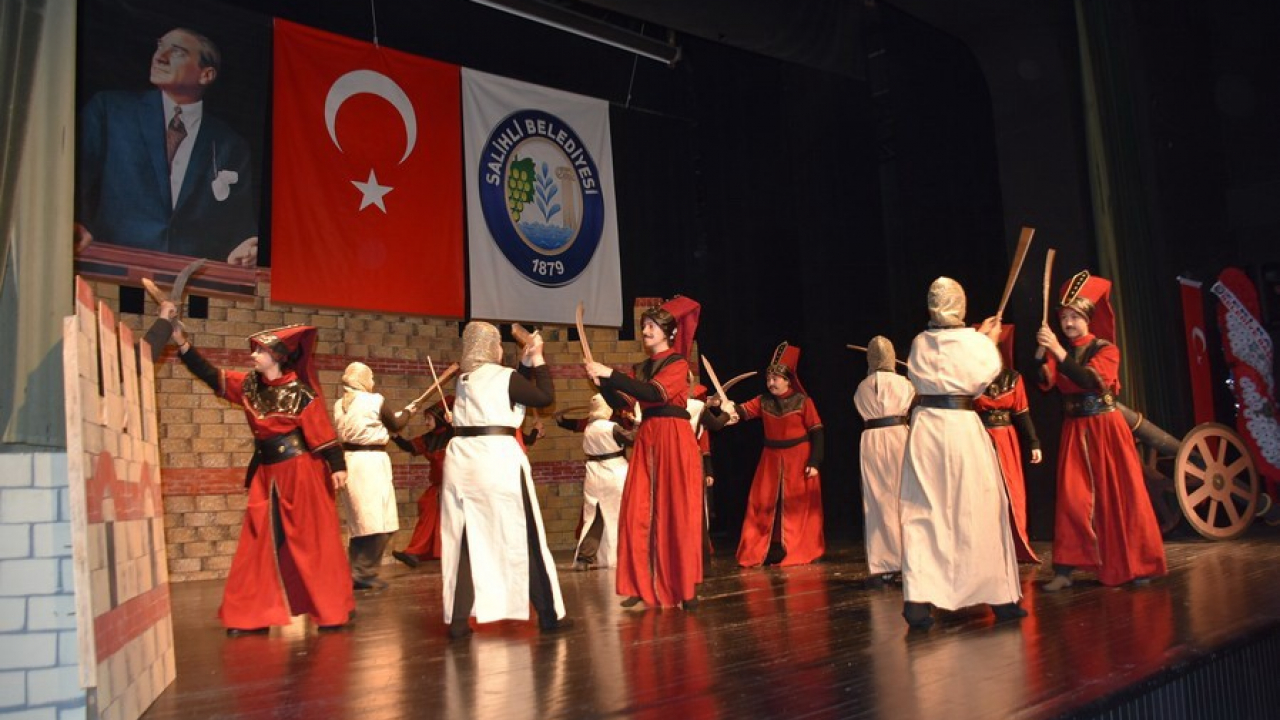 Salihli’de İstanbul'un fethinin 570. yılı kutlandı