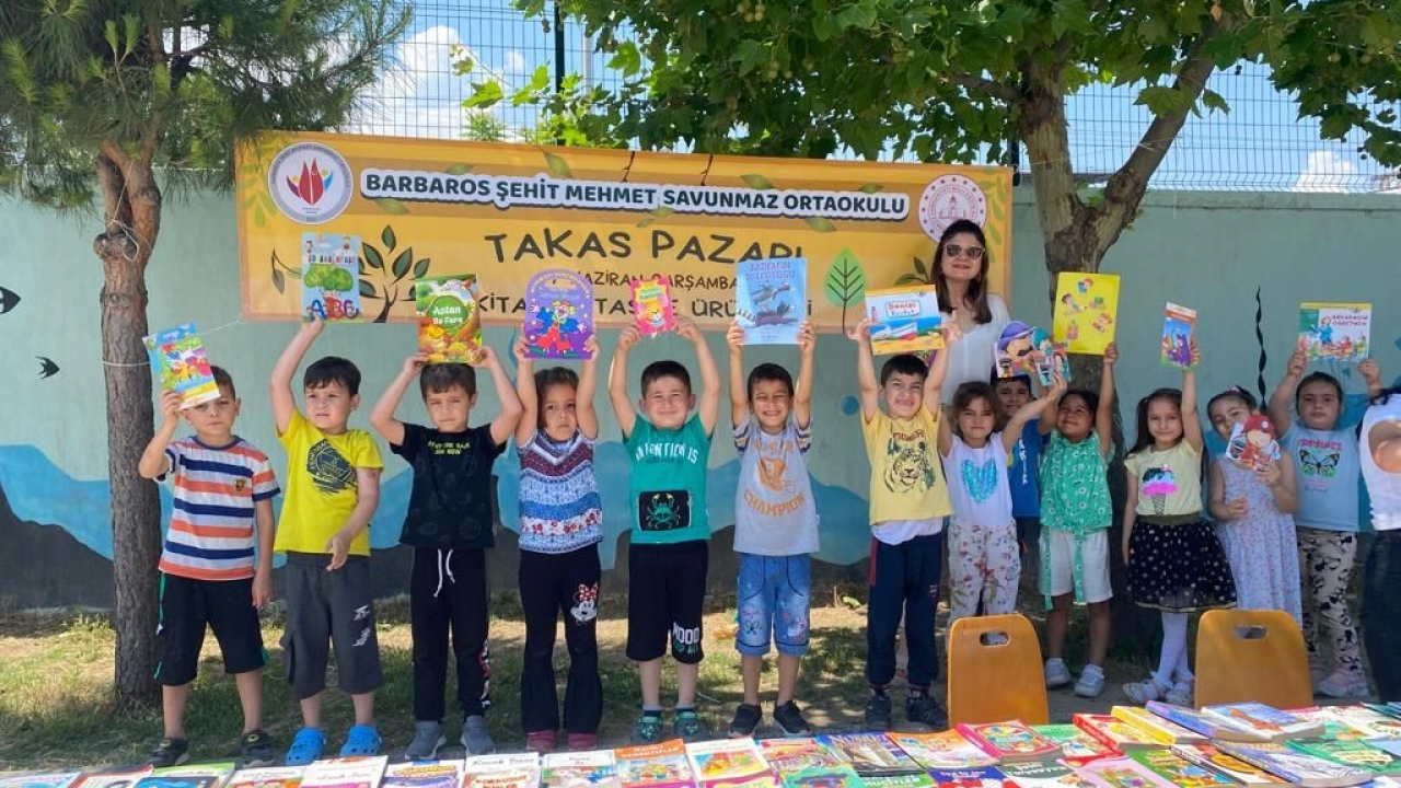 Takas pazarıyla aşırı tüketimin önüne geçtiler