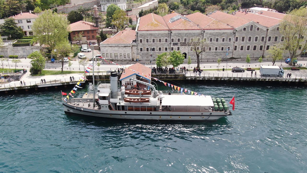 TCG Nusret Müze Gemisi, Üsküdar'da ziyarete açıldı