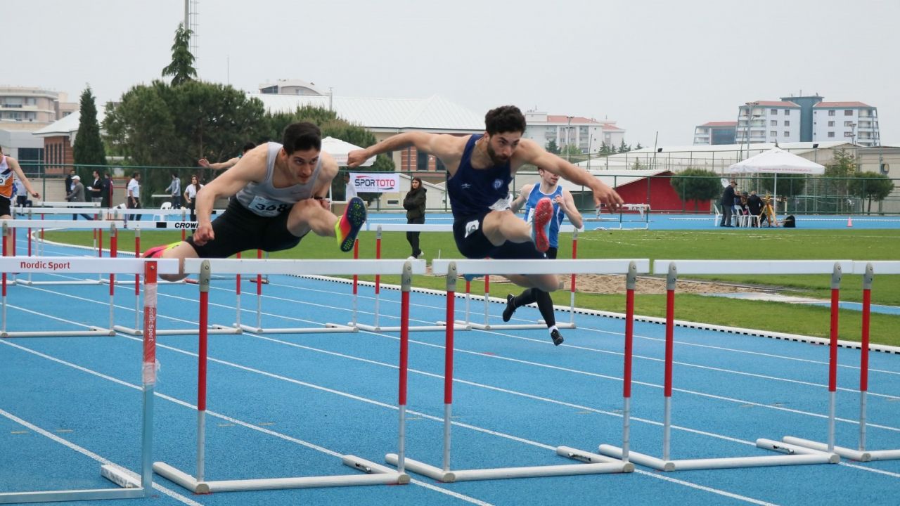 Ünilig Atletizm Türkiye Şampiyonası Manisa'da başladı