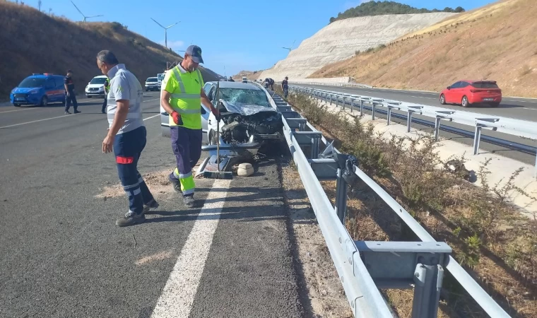 Üç araç kazaya karıştı: 2 ölü, 7 yaralı