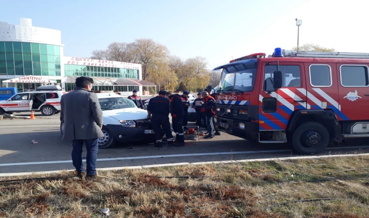 Trafik kazası: 1 ölü, 1 yaralı