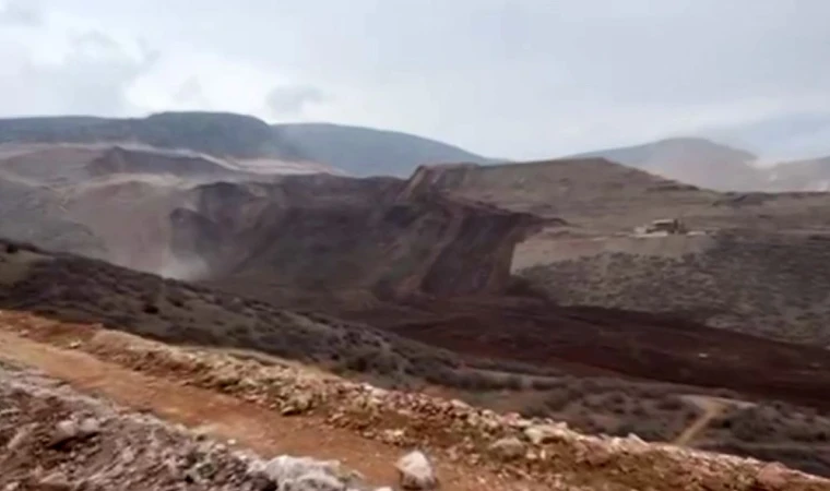 Maden sahasında toprak kayması: En az 9 kişi toprak altında