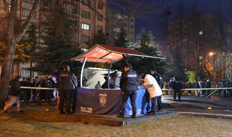 Parkta kanlı infaz: 1 ölü