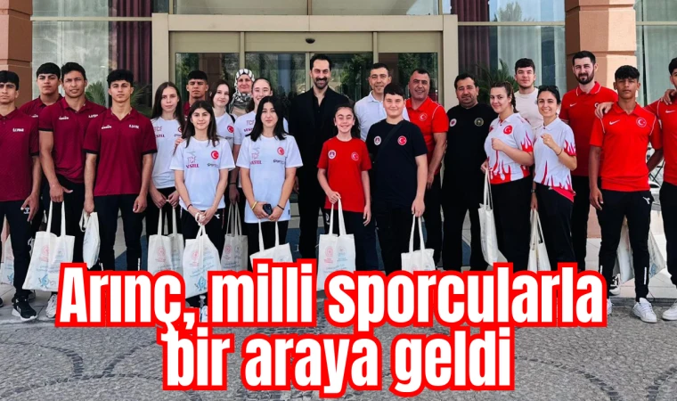 Arınç, milli sporcularla bir araya geldi