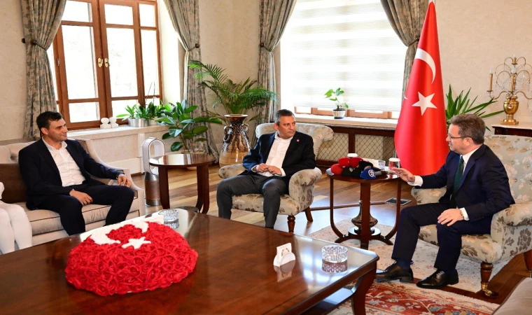 CHP Genel Başkanı Özel’den Vali'ye ziyaret 