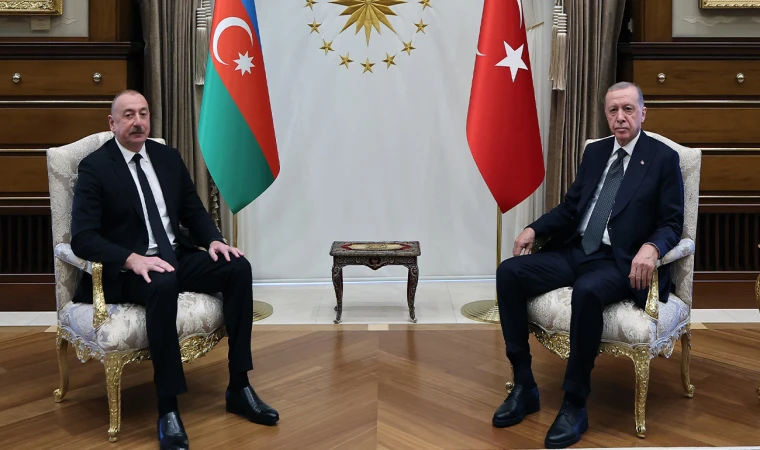 Cumhurbaşkanı Erdoğan, Azerbaycan Cumhurbaşkanı İlham Aliyev ile bir araya geldi