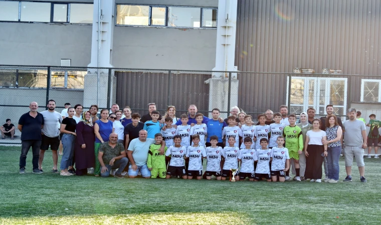 MANİSA ÜÇÜNCÜSÜ YILDIZSPOR 45 FUTBOL KULÜBÜ OLDU