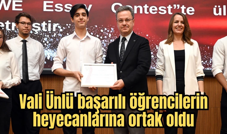 Vali Ünlü, başarılı öğrencilerin heyecanlarına ortak oldu