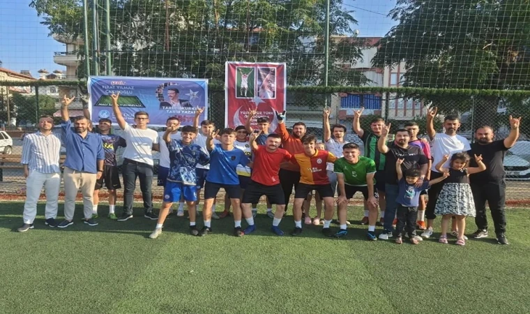 Fırat Çakıroğlu'nun anısına futbol turnuvası düzenlendi