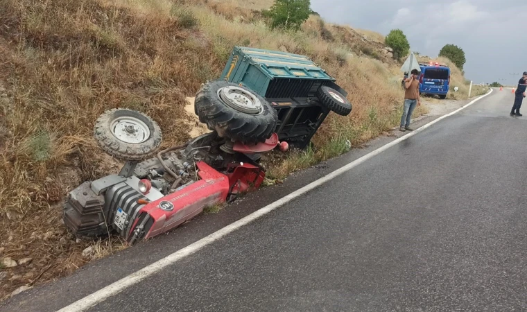 Traktör şarampole devrildi: 1 yaralı