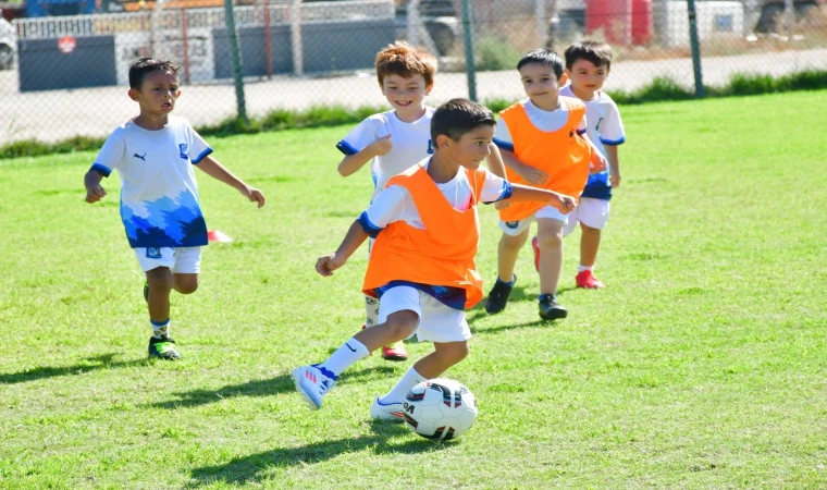 Yaz futbol okulu sona erdi