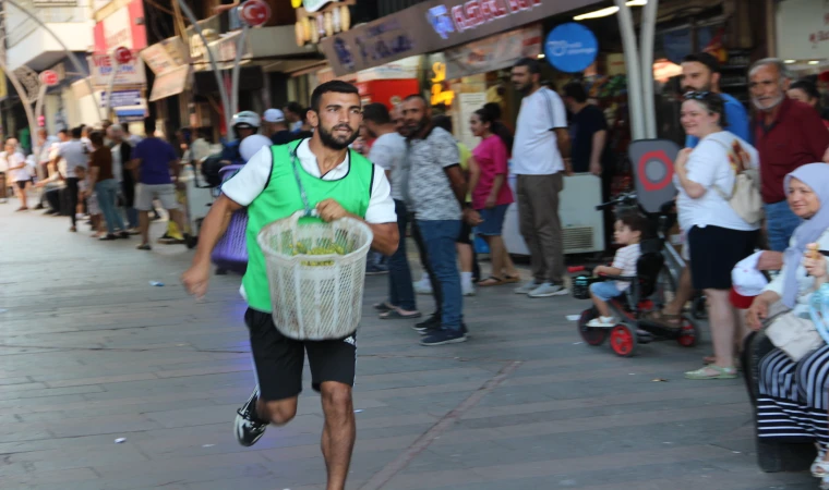 Alaşehir'de Üzüm Festivali renkli görüntülere sahne oldu