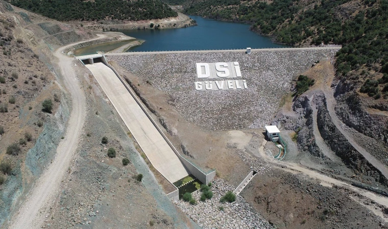 Demirci Güveli Barajı binlerce araziye su imkanı ağlayacak