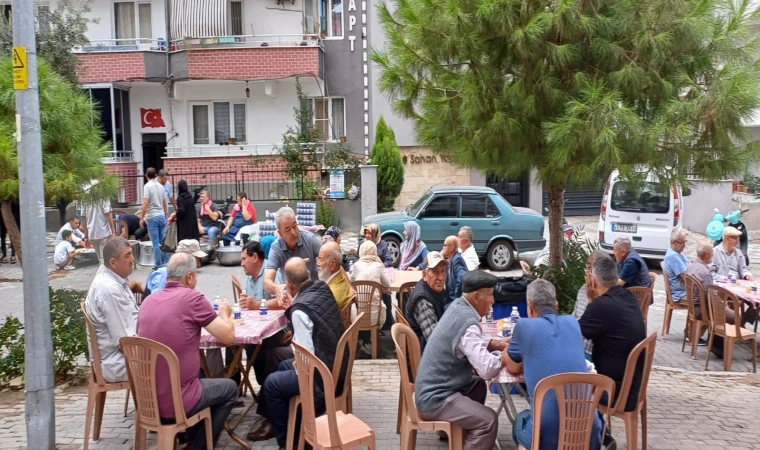 İmece usulü mevlit programı Somalı madencileri andılar 