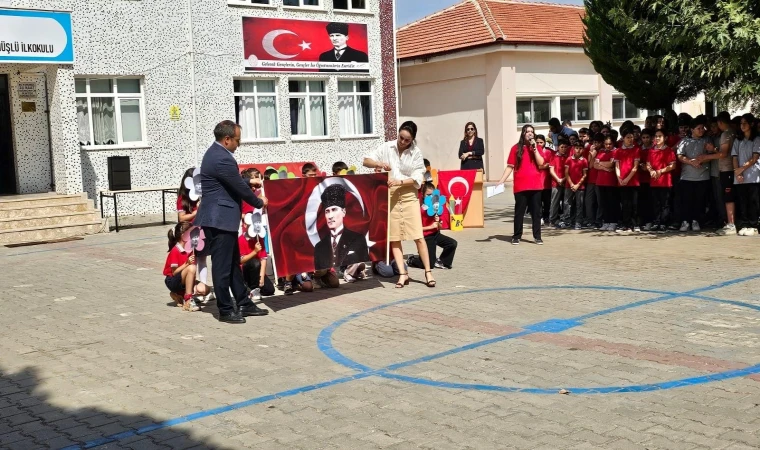 Manisa'da İlköğretim Haftası kutlandı