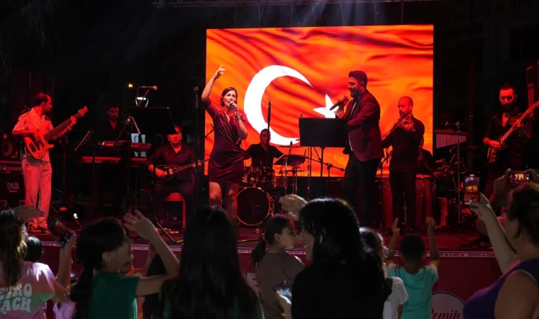 Manisa’nın Kurtuluşuna özel konser verildi