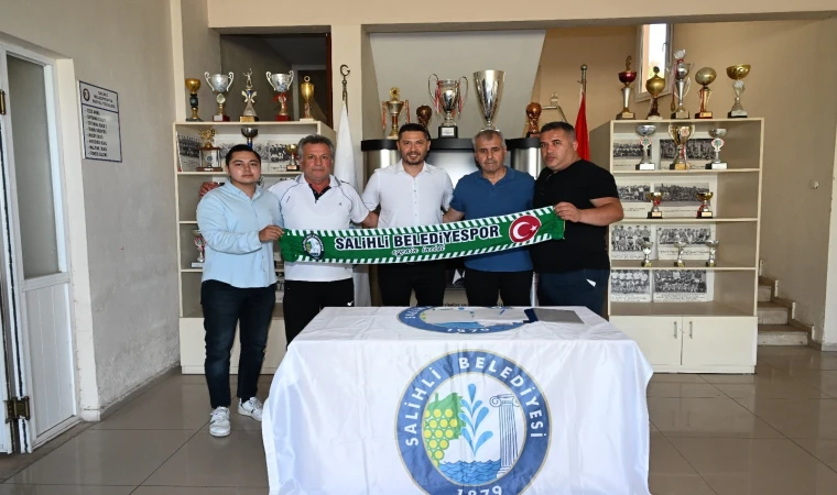 Salihli Belediyespor’da Teknik Direktör Zeki Erguvan oldu