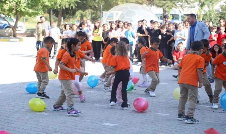 Selendi'de Eğitim Öğretim Haftası kutlandı