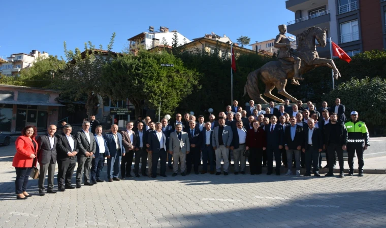 Demirci’de Muhtarlar Günü kutlandı 