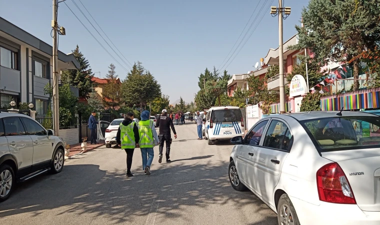 Polise bıçaklı saldırı düzenledi