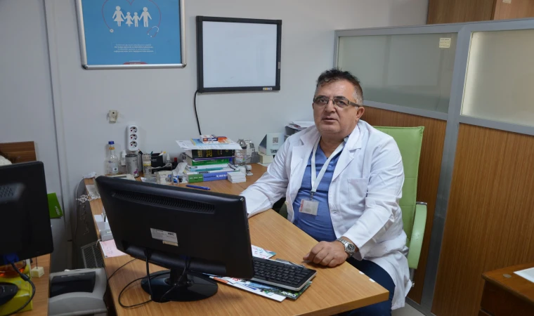 Sevilen doktor görevine devam ediyor