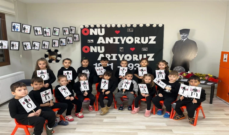 Minikler’den Anlamlı 10 Kasım Atatürk’ü Anma Töreni