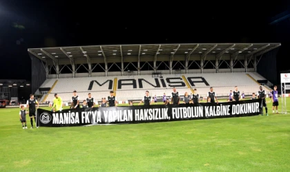 Manisa FK’dan tepki pankartı: ‘Manisa FK’ya yapılan haksızlık futbolun kalbine dokunur’